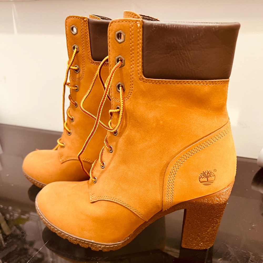 Women's Timberland Glancy 6" Boots, Wheat Size 7.5